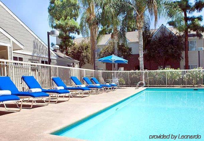 Residence Inn Bakersfield Exterior photo